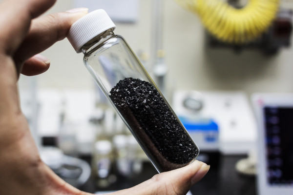 TerraWatt Biochar start pyrolysepilot op Green Chemistry Campus voor ontwikkeling van CO2-negatief asfalt