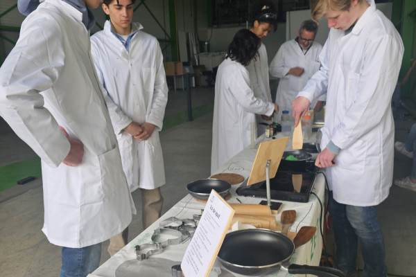 Studenten duiken in duurzaamheid bij Green Chemistry Campus